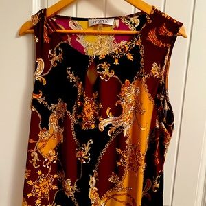 Sleeveless top size extra-large by Kasper